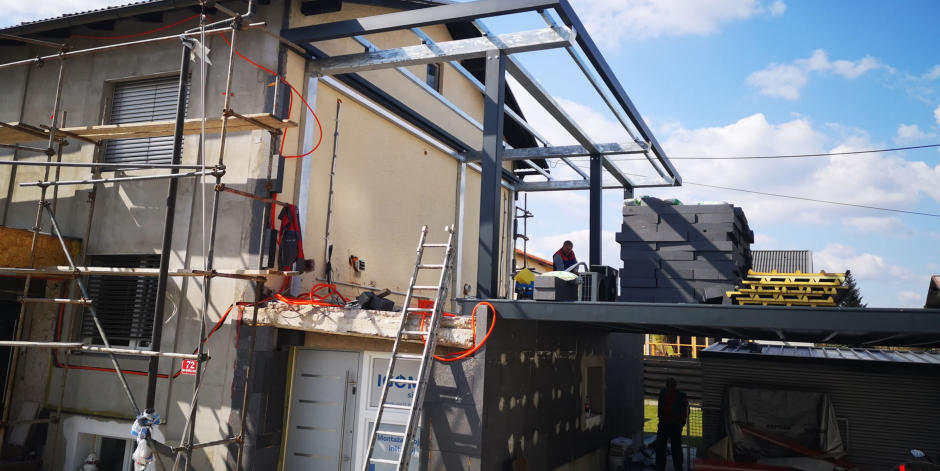 Izdelave in montaže kovinskih nadstreškov Podravska